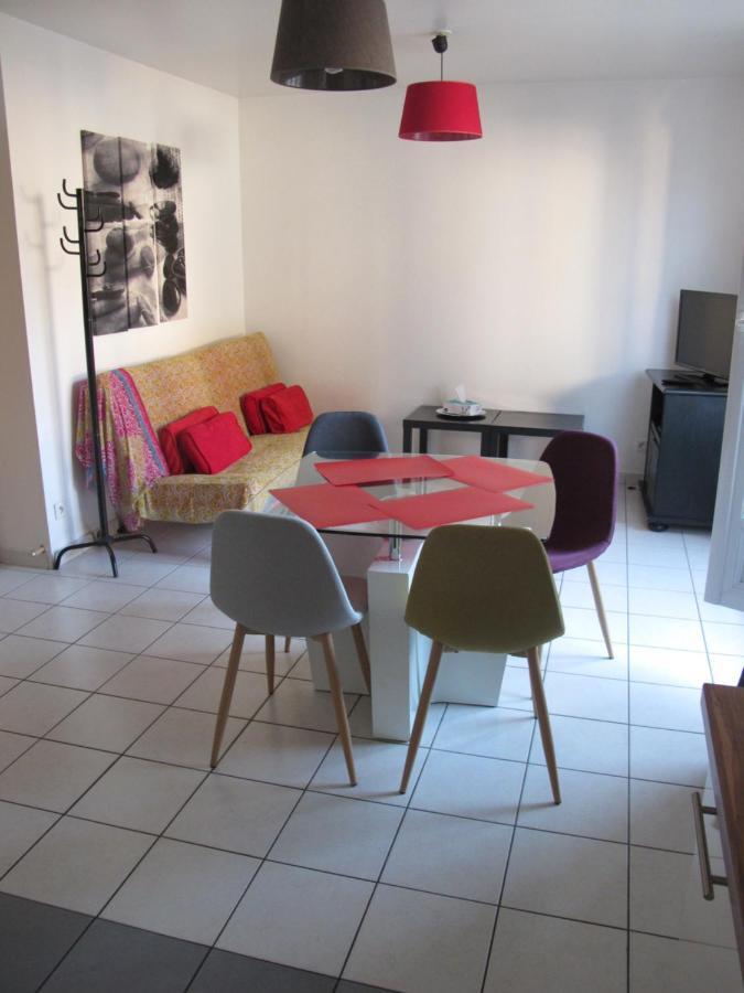 Appartement Apparte Cosy Avec Terrasse Et Parking à Dinan Extérieur photo